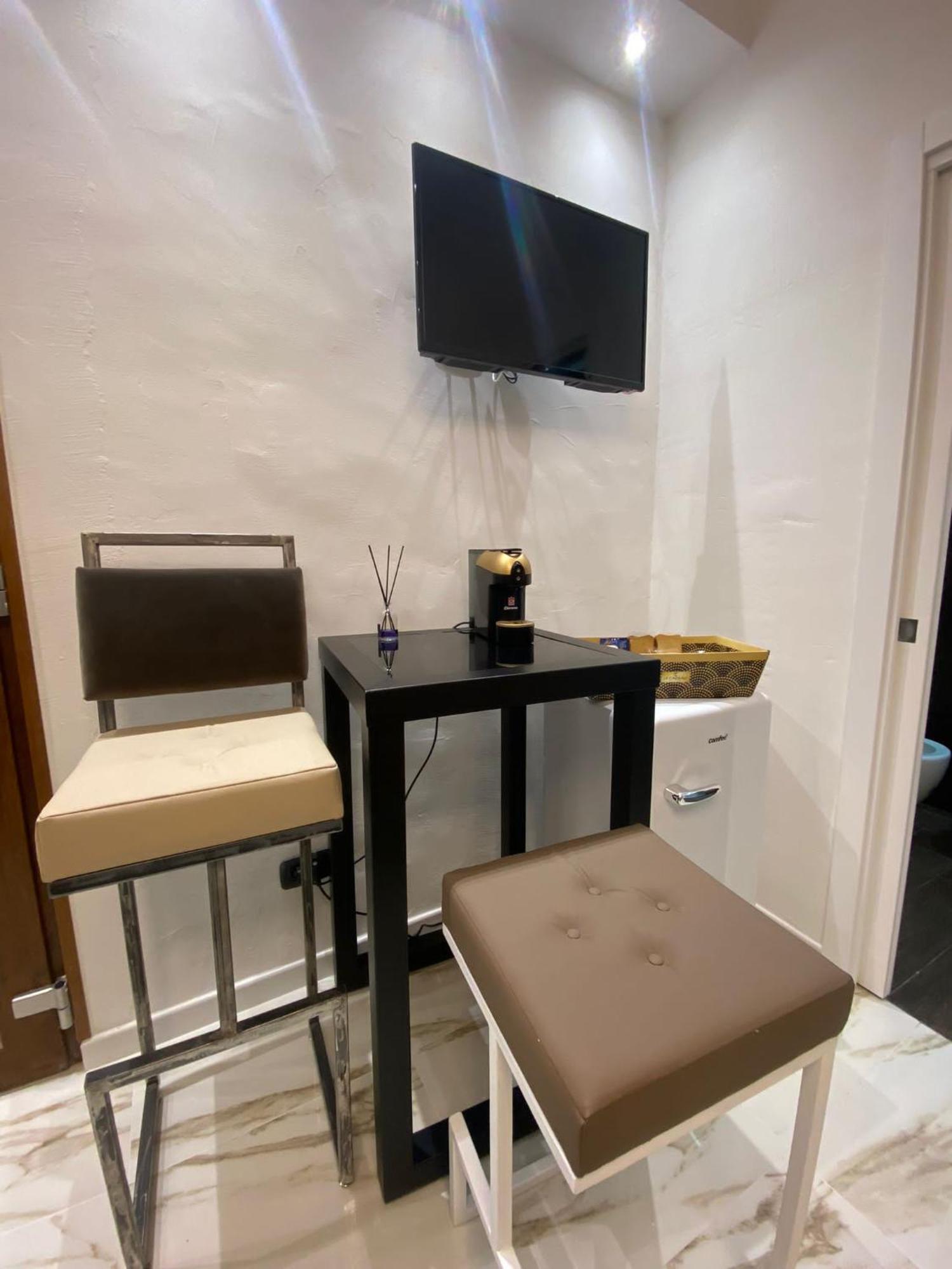 Mada'S Apartment Deluxe Bari Dış mekan fotoğraf