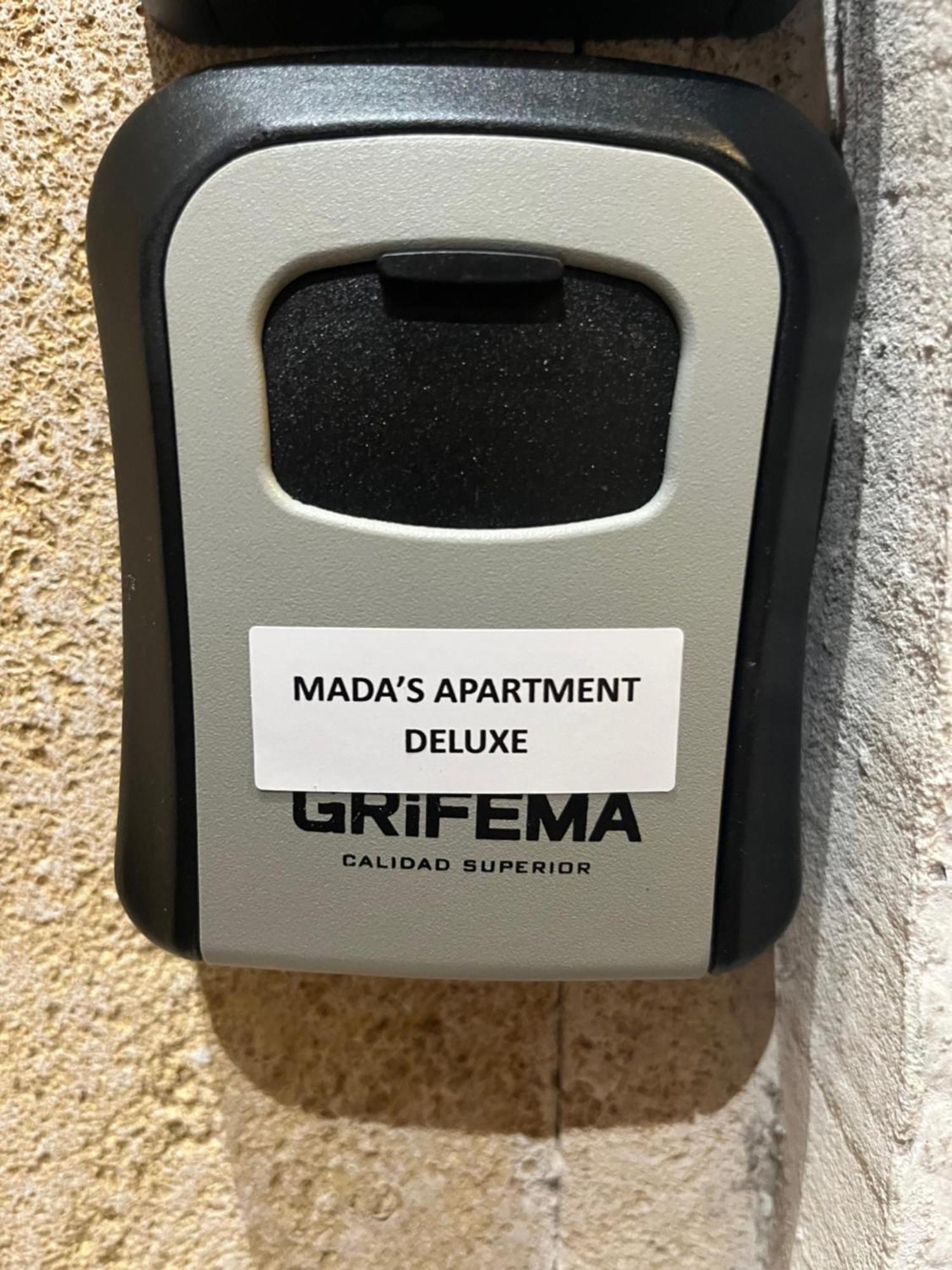 Mada'S Apartment Deluxe Bari Dış mekan fotoğraf